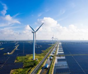 solar-power-stations-wind turbines-getty-1332636603.jpg