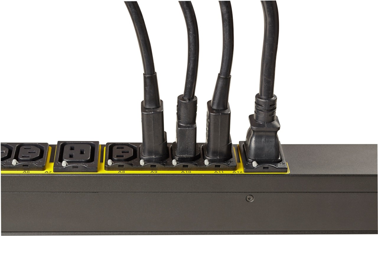 Eaton G3 rackmount PDU IEC outlet grips